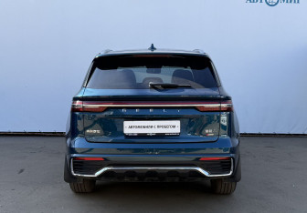 Подержанный автомобиль Geely Monjaro 2023 года (6 фото)