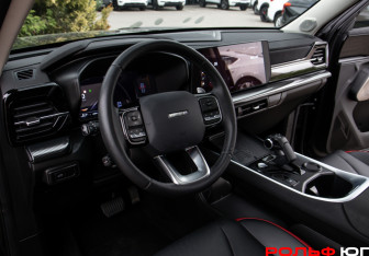 Подержанный автомобиль Haval H3 2024 года (16 фото)