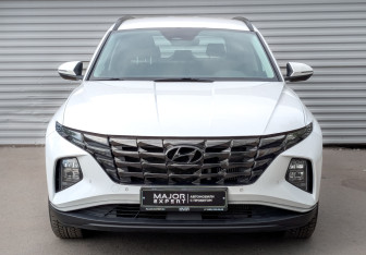 Подержанный автомобиль Hyundai Tucson 2021 года (2 фото)