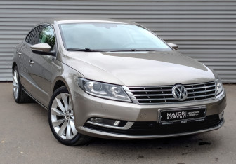 Подержанный автомобиль Volkswagen Passat CC 2014 года (3 фото)