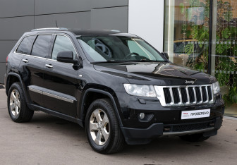 Подержанный автомобиль Jeep Grand Cherokee 2010 года (3 фото)