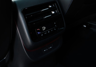 Подержанный автомобиль Volkswagen Teramont 2026 года (17 фото)