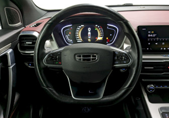 Подержанный автомобиль Geely Coolray 2021 года (27 фото)