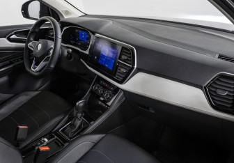 Подержанный автомобиль Jetta VS7 2023 года (9 фото)