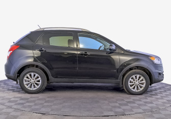 Подержанный автомобиль SsangYong Actyon 2013 года (4 фото)