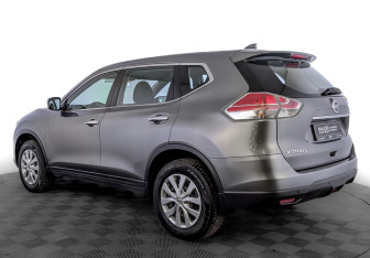 Подержанный автомобиль Nissan X-Trail 2018 года (7 фото)