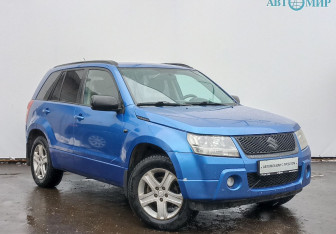 Подержанный автомобиль Suzuki Grand Vitara 2006 года (3 фото)