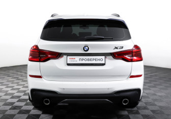 Подержанный автомобиль BMW X3 2018 года (6 фото)