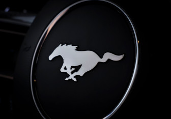 Подержанный автомобиль Ford Mustang Coupe 2022 года (19 фото)