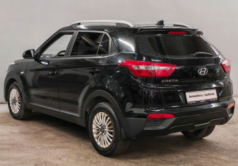 Подержанный автомобиль Hyundai Creta 2017 года (7 фото)
