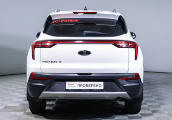 Подержанный автомобиль Москвич 3 2023 года (6 фото)