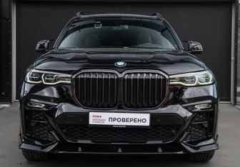 Подержанный автомобиль BMW X7 2019 года (2 фото)