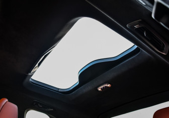 Подержанный автомобиль BMW X7 2022 года (16 фото)