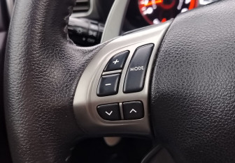 Подержанный автомобиль Subaru Forester Suv 2012 года (14 фото)