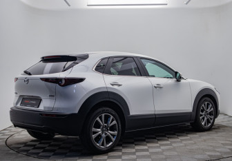 Подержанный автомобиль Mazda CX-30 2020 года (5 фото)