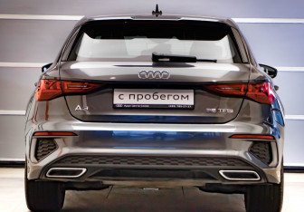 Подержанный автомобиль Audi A3 Hatchback 2021 года (5 фото)