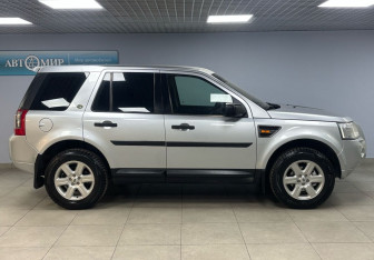 Подержанный автомобиль Land Rover Freelander 2008 года (4 фото)