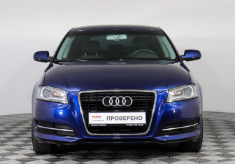 Подержанный автомобиль Audi A3 Hatchback 2012 года (2 фото)