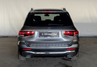 Подержанный автомобиль Mercedes-Benz GLB 2020 года (5 фото)