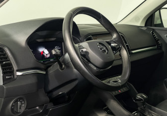 Подержанный автомобиль Skoda Karoq 2022 года (13 фото)