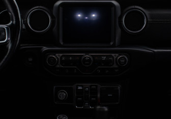 Подержанный автомобиль Jeep Wrangler 2019 года (12 фото)