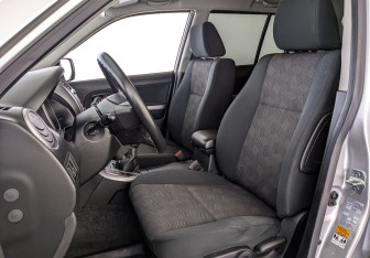 Подержанный автомобиль Suzuki Grand Vitara 2014 года (20 фото)