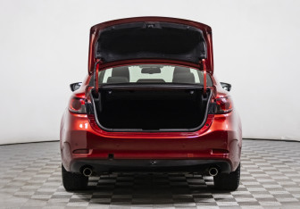 Подержанный автомобиль Mazda 6 Sedan 2014 года (17 фото)