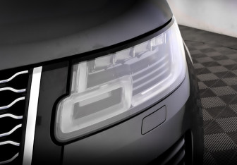 Подержанный автомобиль Land Rover Range Rover 2018 года (17 фото)