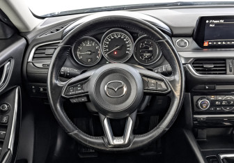 Подержанный автомобиль Mazda 6 Sedan 2018 года (22 фото)