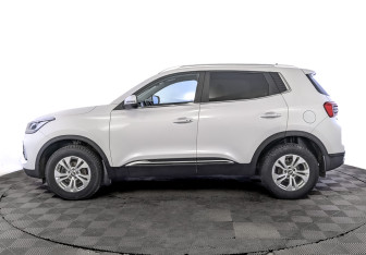 Подержанный автомобиль Chery Tiggo 4 Pro 2023 года (8 фото)