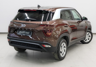 Подержанный автомобиль Hyundai Creta 2021 года (5 фото)