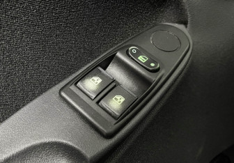 Подержанный автомобиль LADA (ВАЗ) Kalina Wagon 2013 года (15 фото)