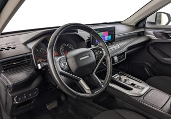 Подержанный автомобиль Haval Jolion 2023 года (15 фото)