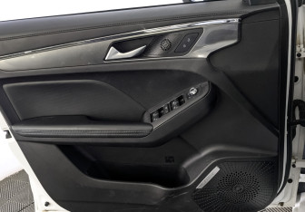 Подержанный автомобиль Haval Jolion 2022 года (19 фото)