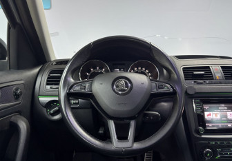 Подержанный автомобиль Skoda Yeti 2018 года (17 фото)