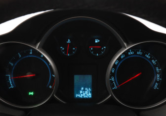 Подержанный автомобиль Chevrolet Cruze Hatchback 2014 года (7 фото)