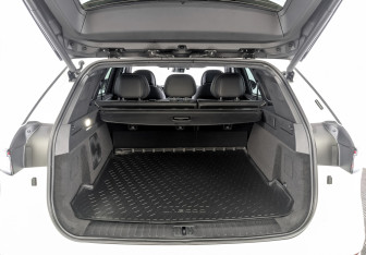 Подержанный автомобиль Jaecoo J8 2024 года (10 фото)