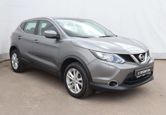 Подержанный автомобиль Nissan Qashqai 2018 года (3 фото)