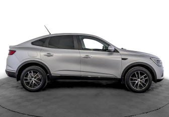 Подержанный автомобиль Renault Arkana 2019 года (4 фото)
