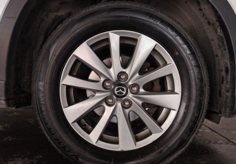 Подержанный автомобиль Mazda CX-5 2014 года (18 фото)