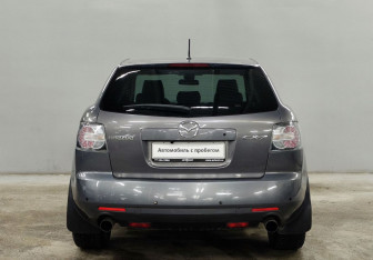 Подержанный автомобиль Mazda CX-7 2008 года (6 фото)