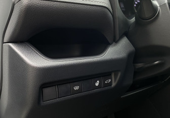 Подержанный автомобиль Toyota RAV4 2019 года (22 фото)