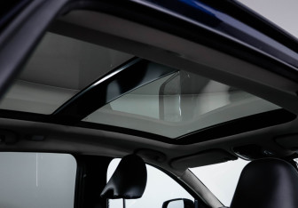 Подержанный автомобиль Infiniti QX50 2018 года (16 фото)