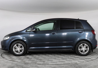 Подержанный автомобиль Volkswagen Golf Plus 2012 года (8 фото)