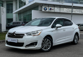 Подержанный автомобиль Citroen C4 Sedan 2013 года (1 фото)