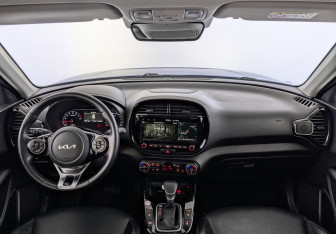 Подержанный автомобиль Kia Soul 2022 года (14 фото)