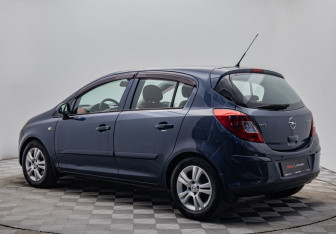 Подержанный автомобиль Opel Corsa 2007 года (3 фото)