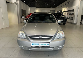 Подержанный автомобиль Kia Rio Wagon 2005 года (2 фото)