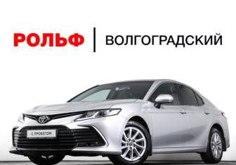 Подержанный автомобиль Toyota Camry Sedan 2021 года (26 фото)
