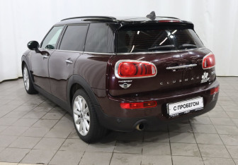Подержанный автомобиль MINI Clubman Wagon 2016 года (6 фото)